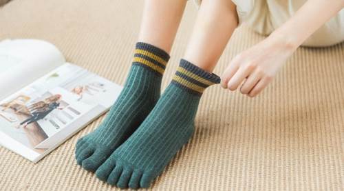 Ayaklarımız Neden Üşüyor? Kış Aylarında Ayak Üşümesine Çözüm Önerileri