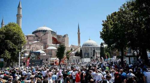 Ayasofya'da tarihi gün! 86 yıl sonra ilk cuma namazı...