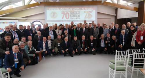 Ayşe Ünlüce: “Meslekler iktidarın değil, halkın yanında olmalı”