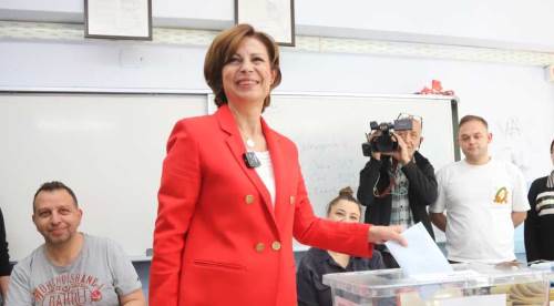 Ayşe Ünlüce: Kazanıyoruz, kazanıyoruz, kazanıyoruz!