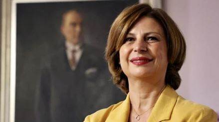 Ayşe Ünlüce'den emeklinin yüzünü güldürecek proje!