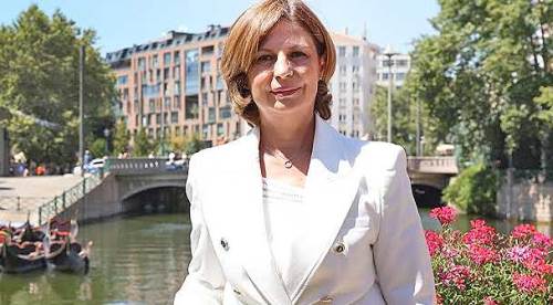 Ayşe Ünlüce Eskişehir'e gelecek gençlere seslendi!