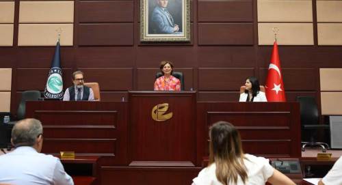 Ayşe Ünlüce'nin 2025-2029 planlarına yeni destek!