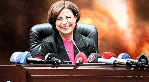 Ayşe Ünlüce'nin müjdesi AK Parti'de kıyamet kopardı!