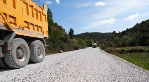 Ayşe Ünlüce sözünü tuttu: Yolları 40 kilometre kısaldı!