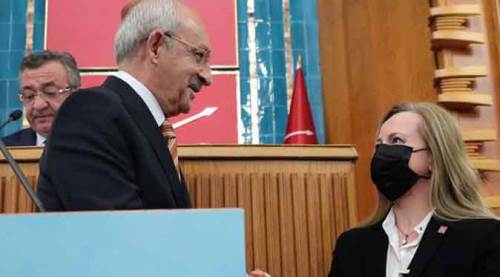 Ayşeler, Ömerler AK Parti'den kaçıyorlar!