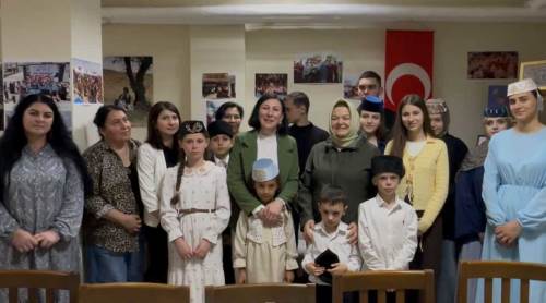 Ayşen Gürcan, Kırım Tatarı ailelerle bayramlaştı