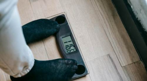 Az Yiyorum Ama Kilo Alıyorum Diyenler Dikkat! Gizli Nedenler Ortaya Çıktı