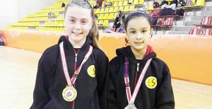 Azra ve Ayşegül'den büyük başarı