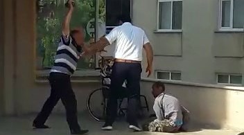 Babadan engelli oğluna akılalmaz şiddet!