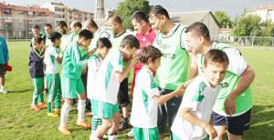 Babalar ve oğullar karşı karşıya