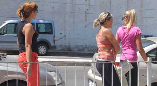 Babalı kızlı fuhuş çetesi!