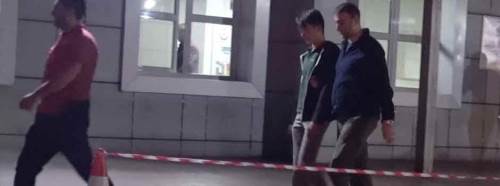 Babasını bıçakladı, üzerinde okul forması ile gözaltına alındı