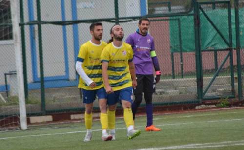 Bağlarspor fırsat tepti