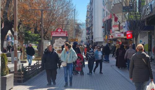 Bahar havası gelince Eskişehir'in merkezinde yoğunluk arttı