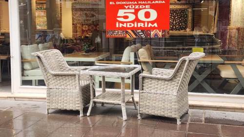 Bahçe ve balkon mobilyalarında yaz hareketliliği