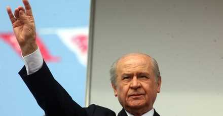 BAHÇELİ KRİZE SON NOKTAYI KOYDU