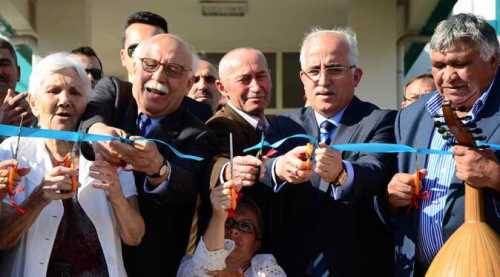 BAKAN AVCI AÇILIŞLARA KATILDI