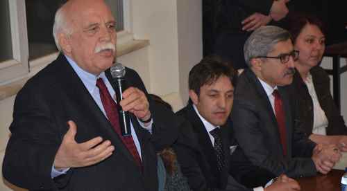 Bakan Avcı Erzurumlular Derneği'ne gitti