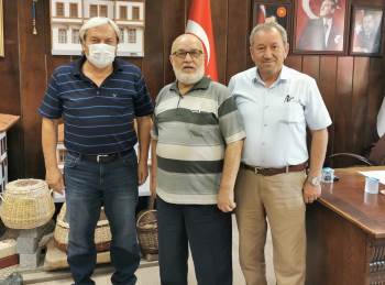 Bakan Dönmez’İn Babasından Başkan Şahin’E Ziyaret
