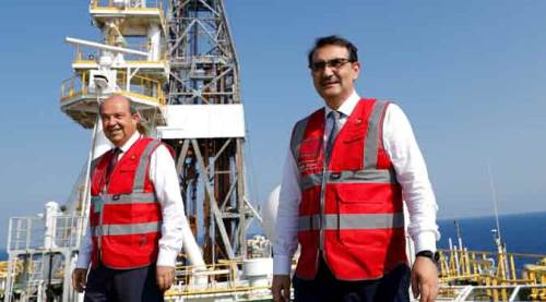 Bakan Dönmez’in ekranda görünmeyen yüzü!