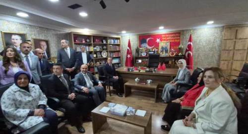 Bakan Göktaş, MHP Eskişehir teşkilatıyla bir araya geldi