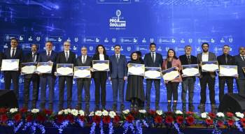 Bakan Kacır’Dan, Simav Myo Müdürü Kaçal’A Teşekkür Belgesi
