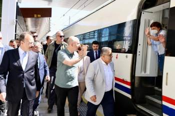 Bakan Karaismailoğlu, Bilecik’E Yht İle Geldi
