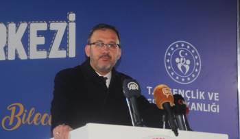 Bakan Kasapoğlu: "Kadın Öncelikli Spor Bizim Felsefemiz"
