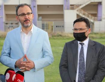 Bakan Kasapoğlu: “Türkiye’Nin En Donanımlı Spor Lisesini Afyonkarahisar’A Yapacağız”

