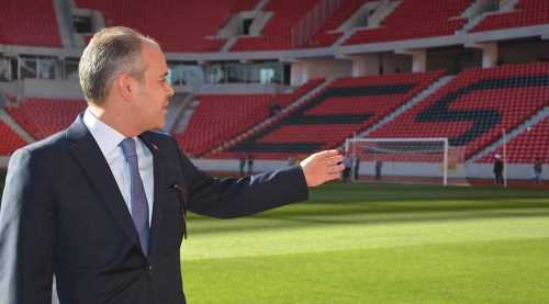 Bakan Kılıç yeni stadı gezdi