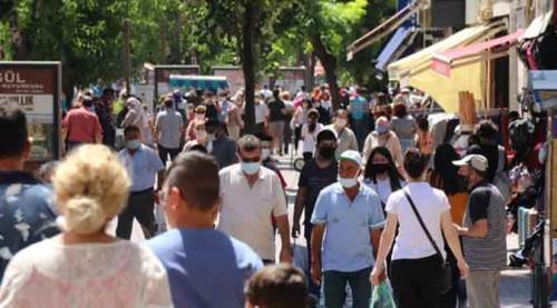 Bakan Koca'dan flaş açıklama! Maskeler geri mi geliyor?