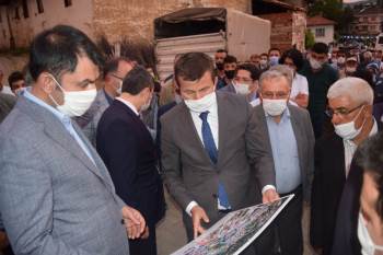 Bakan Kurum, “Pazarlar’I Yeniden İnşa Edeceğiz”
