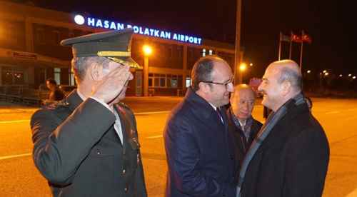 Bakan Soylu havaalanından yolcu edildi