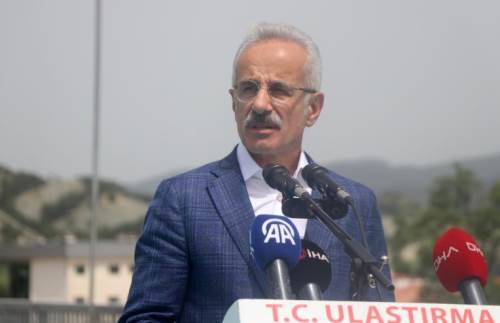 Bakan Uraloğlu: Bolu’nun güneyine yeni otoyol planlıyoruz