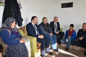 Bakan Yardımcısı Çataklı Şehit Ailesini Ziyaret Etti
