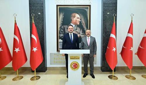 Bakan Yardımcısı Eminoğlu, Eskişehir’de Vali Aksoy’u ziyaret etti