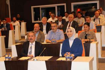 Bakan Yardımcısı Gürcan: “Sanayi Üretiminde Büyümeye Devam Ediyoruz”
