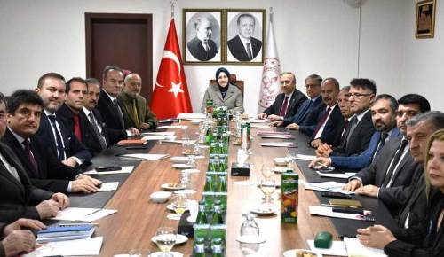 Bakan Yardımcısı Ökten, Eskişehir’de eğitim faaliyetlerini inceledi