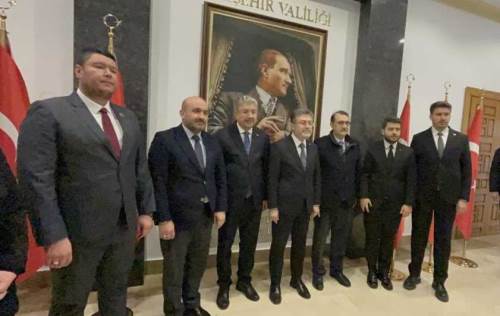 Bakan Yumaklı Eskişehir Valiliği’ni ziyaret etti