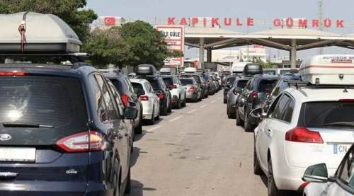 Bakanlık duyurdu: Gurbetçilere araç kullanımında yeni kolaylık