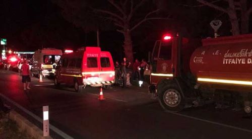 Balıkesir'de kaza: 2 ölü, 1 yaralı