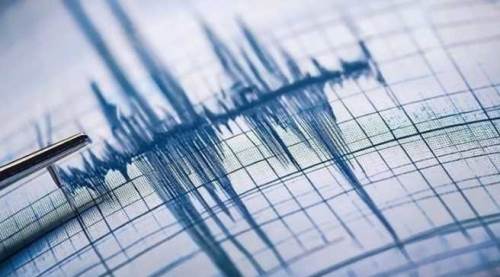 Balıkesir'deki 4.9 büyüklüğündeki deprem Eskişehir’i de salladı!