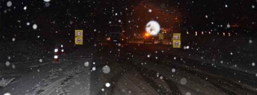 Balıkesir-Kütahya yolunda ulaşım güçlükle sağlanıyor