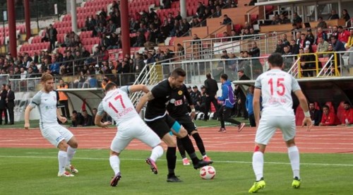 Balıkesirspor, Eskişehirspor maçı öncesi büyük kriz yaşıyor