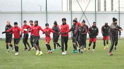 Bandırma mesaisi sürüyor