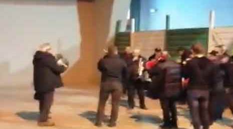 Bando ESES tribüne alınmadı ama...