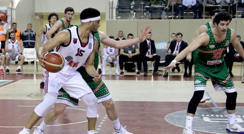 Banvit 1 sayı ile geçti