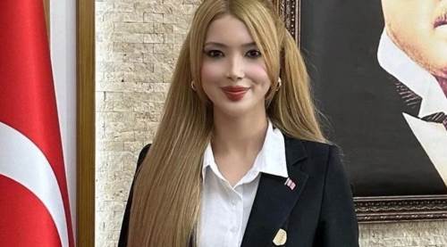 Barbie Kaymakam Tuğçe Orhan Kimdir? Burdur Vali Yardımcılığı Görevine Atandı