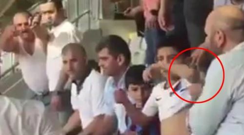 Başakşehir Trabzonspor maçında tribünde rezalet!